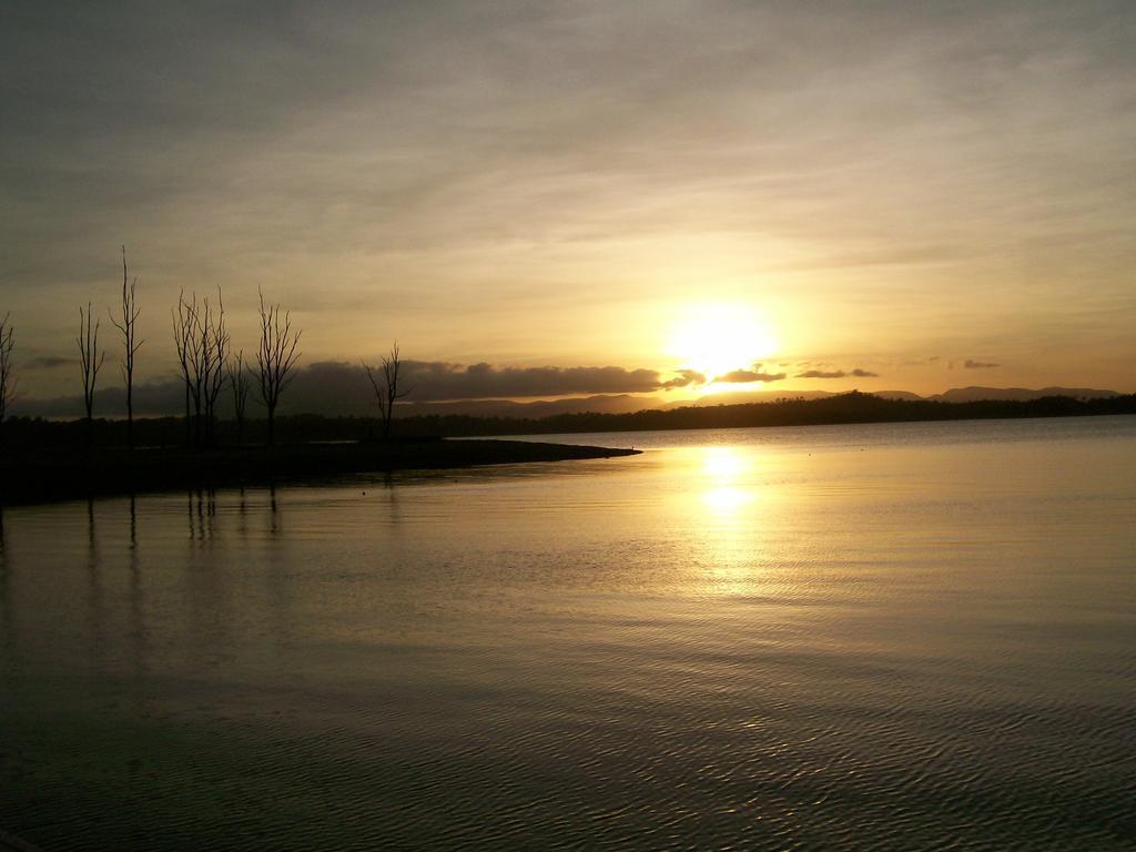 Bed and Breakfast Tinaroo Sunset Retreat Barrine Экстерьер фото