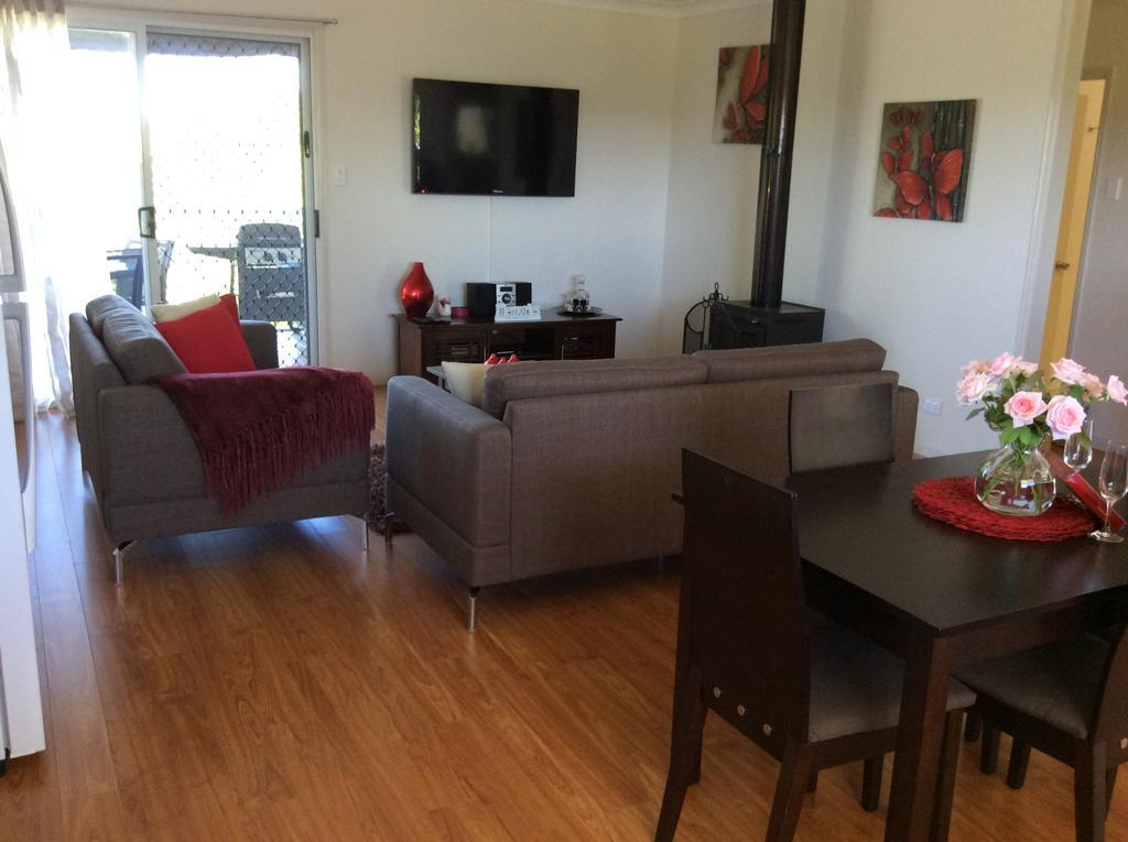 Bed and Breakfast Tinaroo Sunset Retreat Barrine Экстерьер фото
